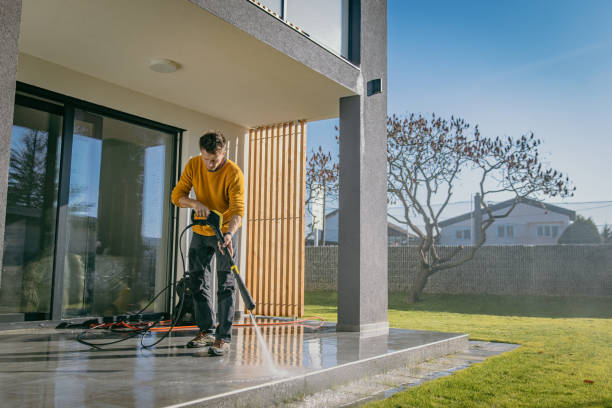 Professional Pressure Washing Services in Meiners Oaks, CA